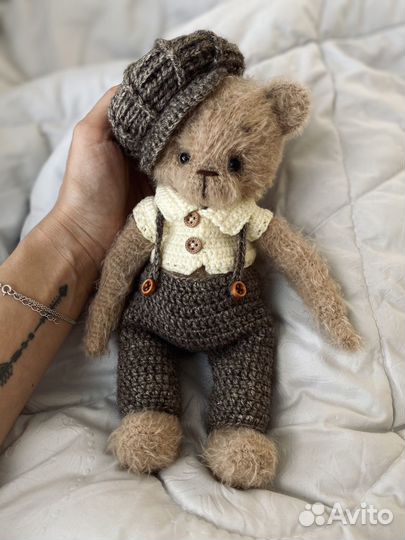Игрушка вязаная тедди 