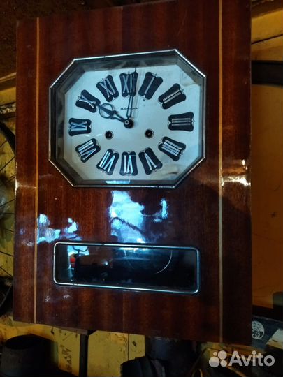 Часы настенные СССР янтарь