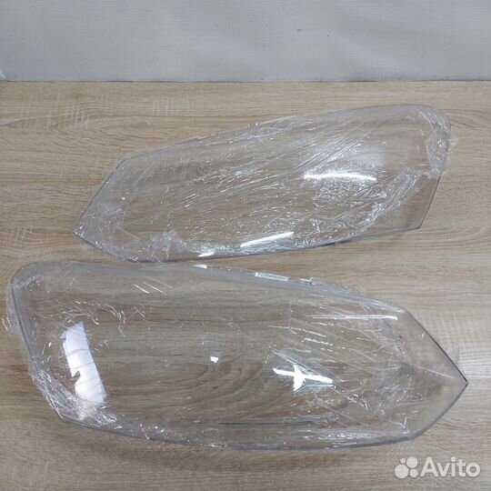 Стекла фар Volkswagen Polo 5 2009-2015