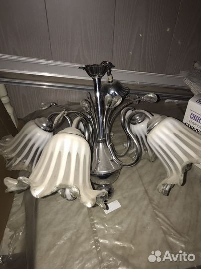 Люстра подвесная потолочная