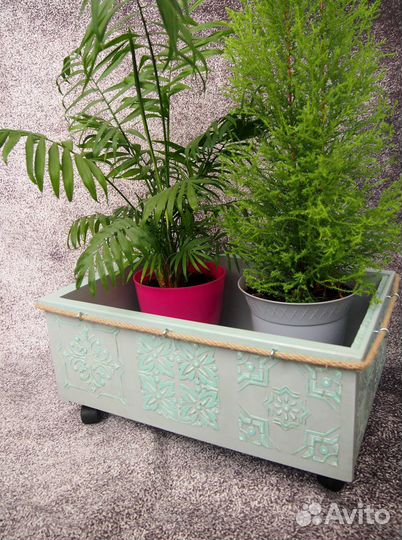 Ящик для хранения на колесах