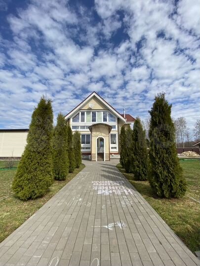 Коттедж 293,9 м² на участке 34 сот.