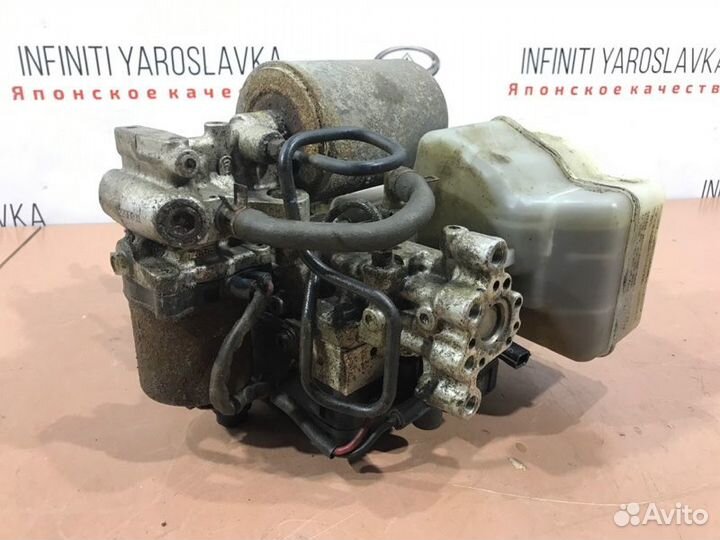 Главный тормозной цилиндр Infiniti Qx56 Z62 VK56VD