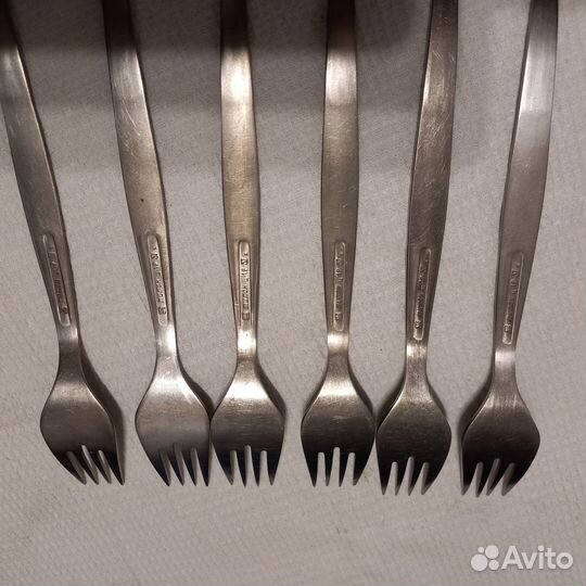Вилки столовые титановый