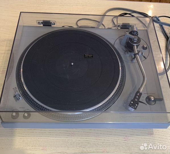 Проигрыватель винила Technics SL 1500