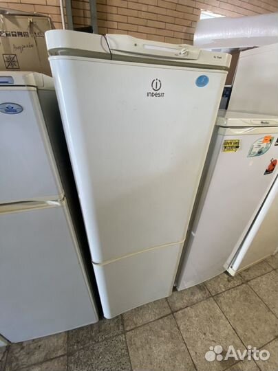 Холодилтник Indesit с гарантией