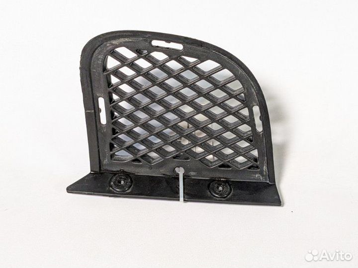 Заглушка бампера передняя правая Hyundai Tucson JM