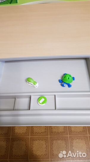 Расстущая парта и стул трансформер