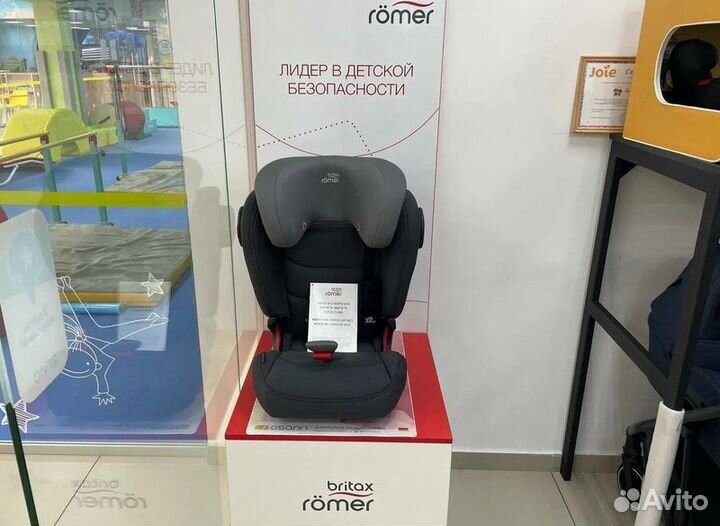 Автокресло Britax Roemer Kidfix lll S, Storm Grey