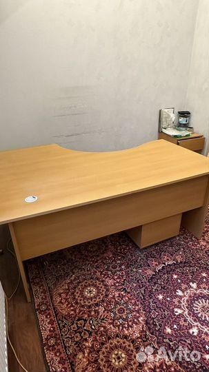 Компьютерный стол угловой