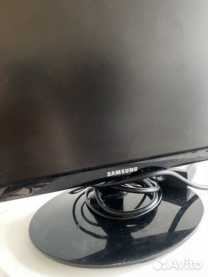 Монитор Samsung LS22B300