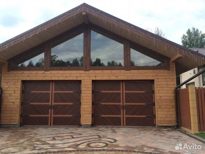 Секционные ворота