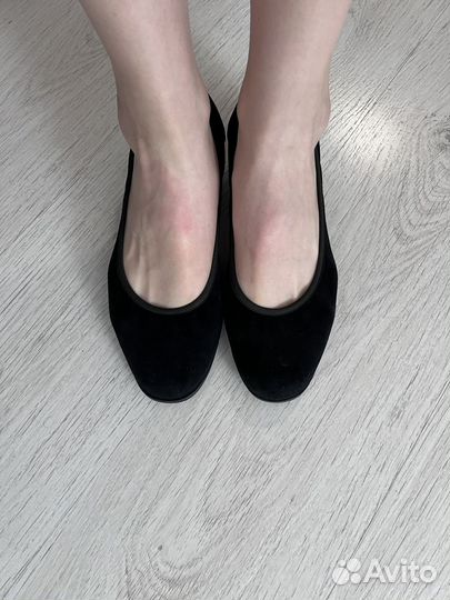 Балетки на каблуке, натуральная замша