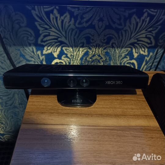 Xbox 360 slim freeboot прошитый