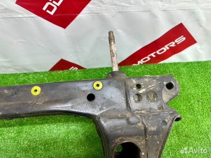 Подрамник Toyota Celsior UCF31 3UZ-FE 2001