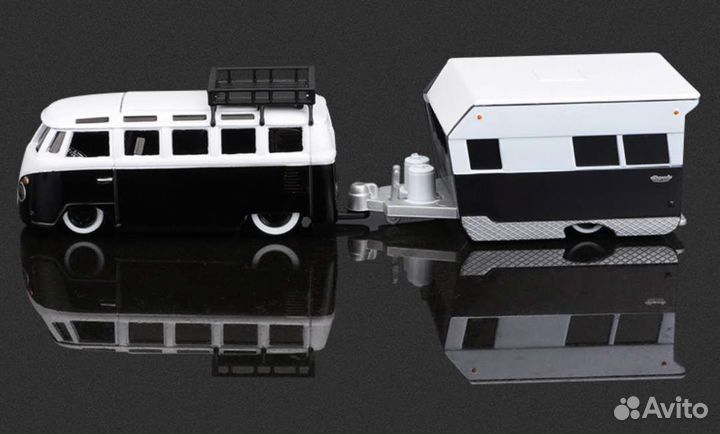 Машинка VW Т1 с прицепом Maisto