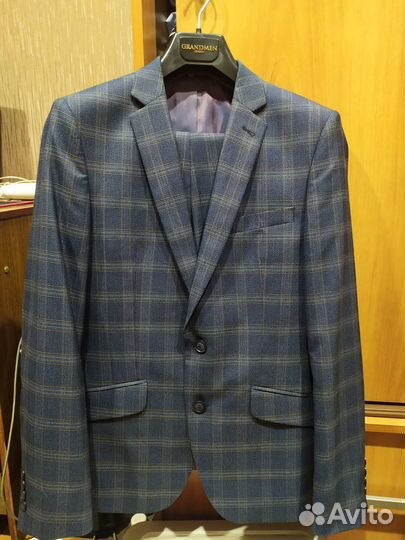 Костюм мужской