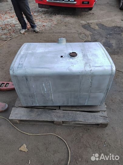 Топливный бак алюминиевый