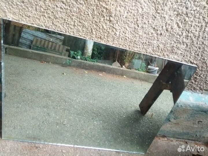 Зеркало 57.5см75.5см