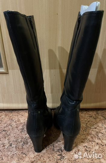 Зимние женские кожаные сапоги Тофа 38р чёрные