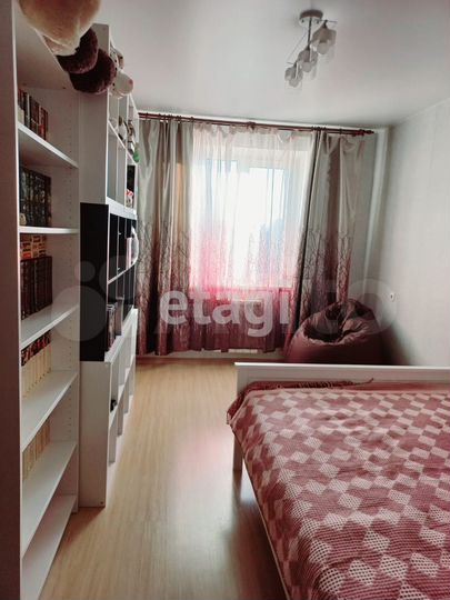 4-к. квартира, 80 м², 10/10 эт.