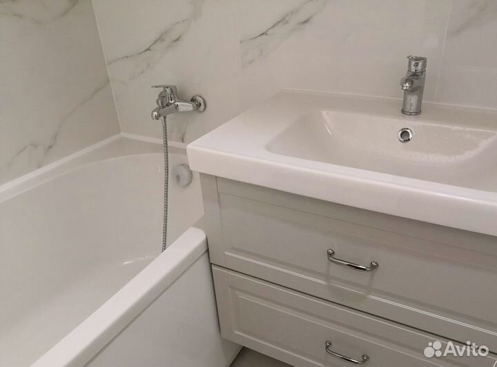 Сантехник. Установка раковины, унитаза Химки