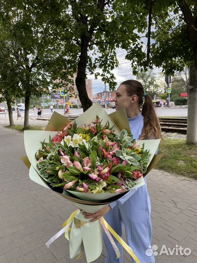 Букет из альстромерий