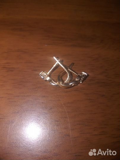 Золотые серьги с бриллиантами