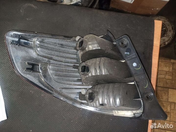 Фонарь задний правый suzuki sx4