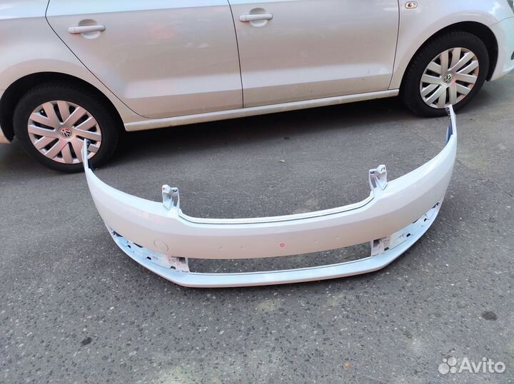 Бампер передний Skoda Rapid 12-20 в цвет