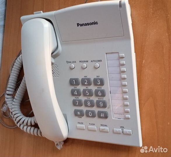 Телефон Panasonic стационарный