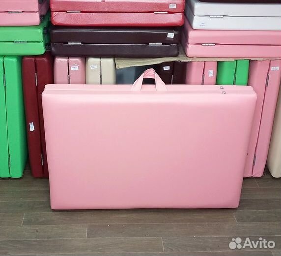 Кушетка для наращивания ресниц