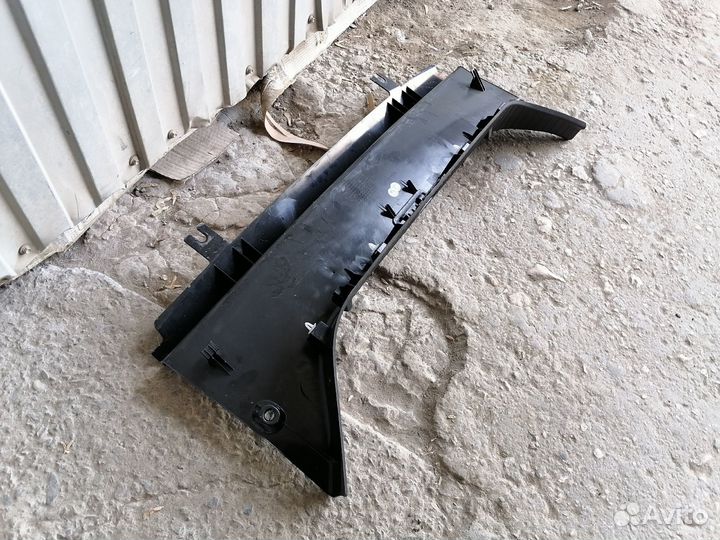 Обшивка багажника Mercedes-Benz CLS-Класс