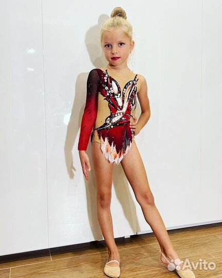 Купальник для художественной гимнастики