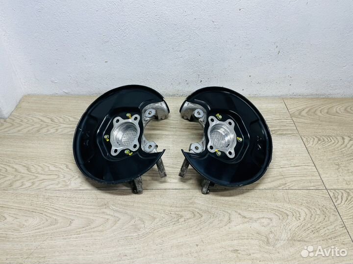 Цапфы задние пара Honda Civic 4D