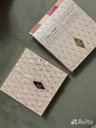 Charlotte tilbury pillow talk face palette