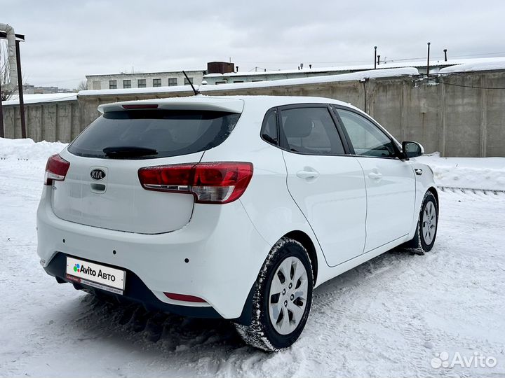 Kia Rio 1.4 AT, 2015, 104 000 км