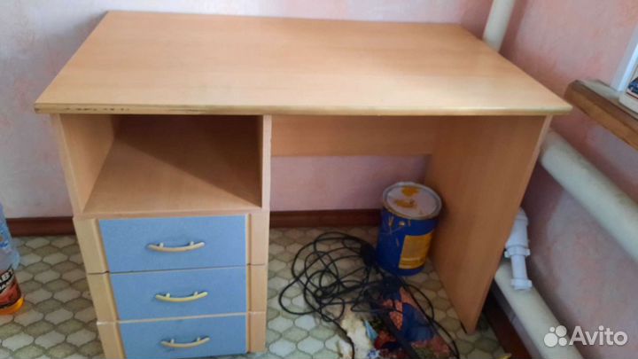 Школьный уголок