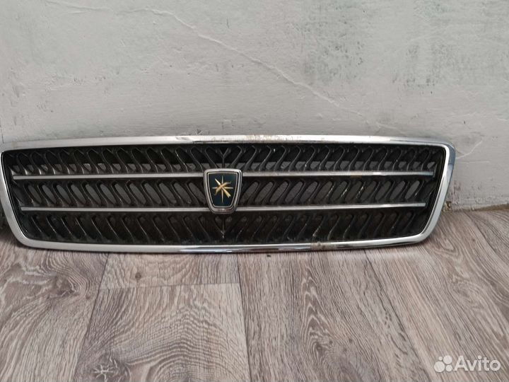 Продам решëтку тойота чайзер 100, 105 куз