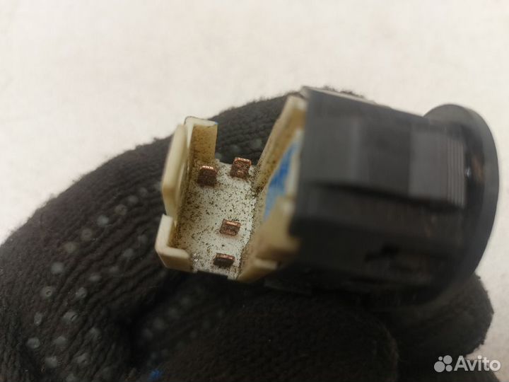 Кнопка Сааб 900 2