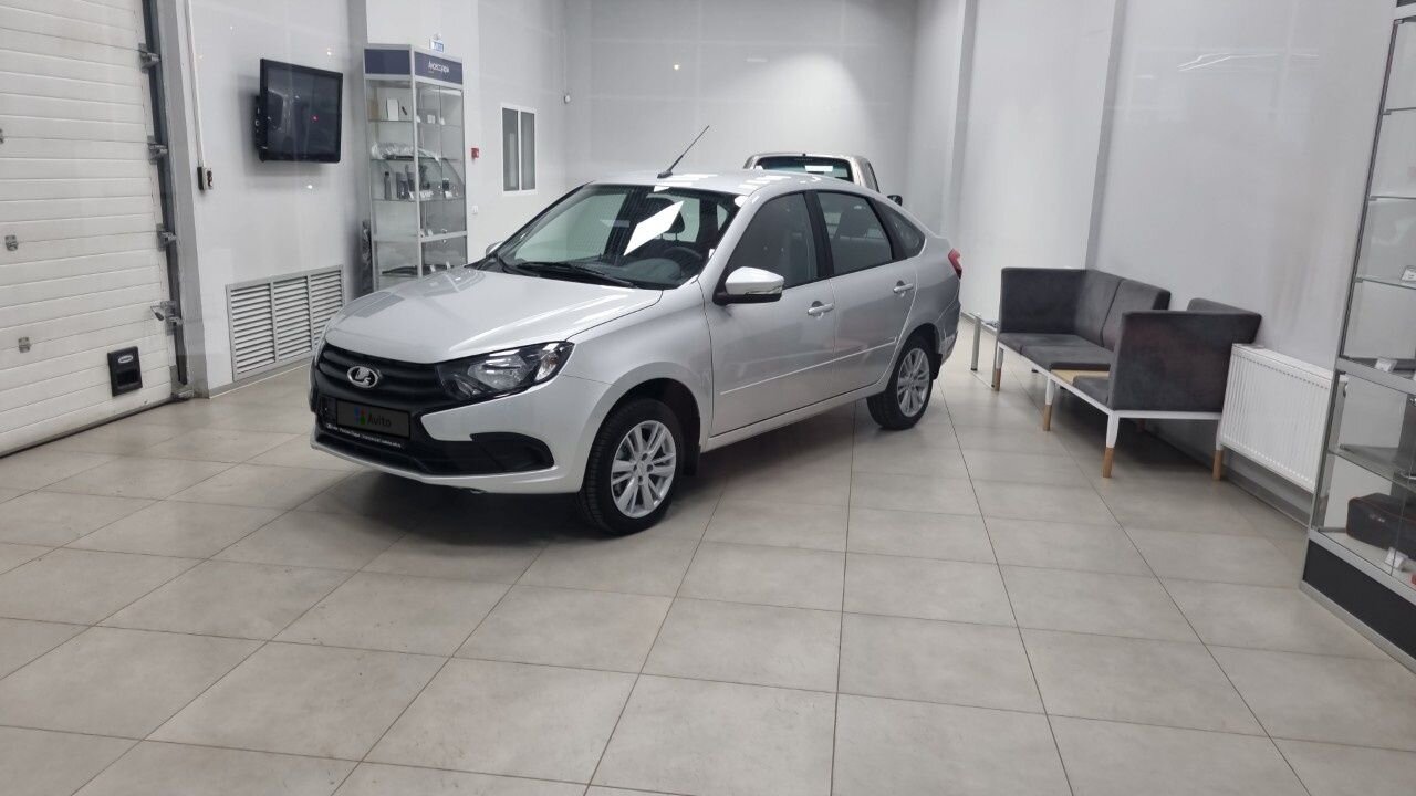 ВАЗ (LADA) Granta: фото владельца