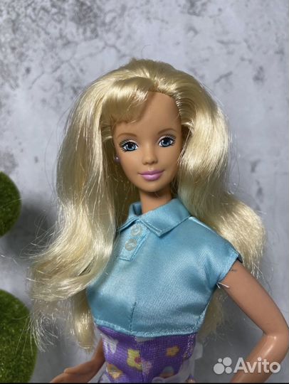 Easter Surprise Barbie 1998