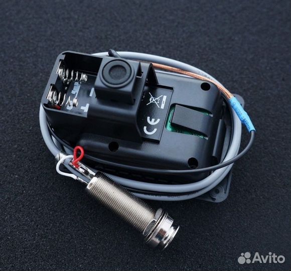 Предусилитель-темброблок Fishman Presys 301