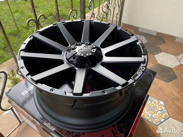 Диски DV 8 R 20