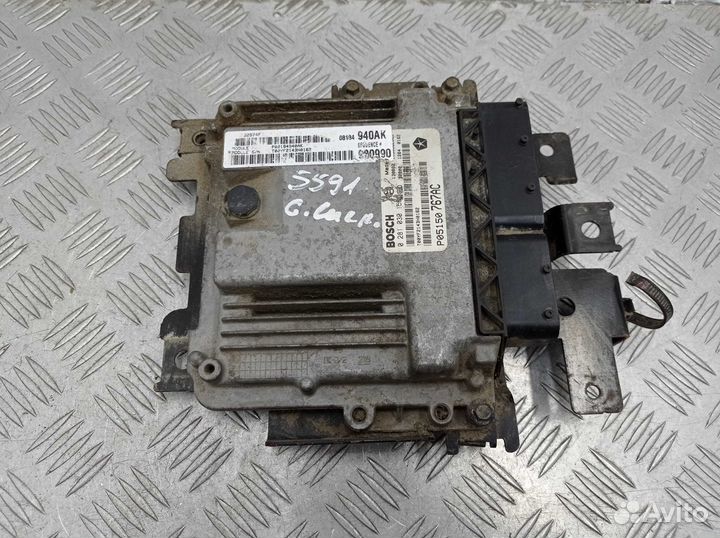 Блок управления двс Jeep Grand Cherokee IV (WK2) Р