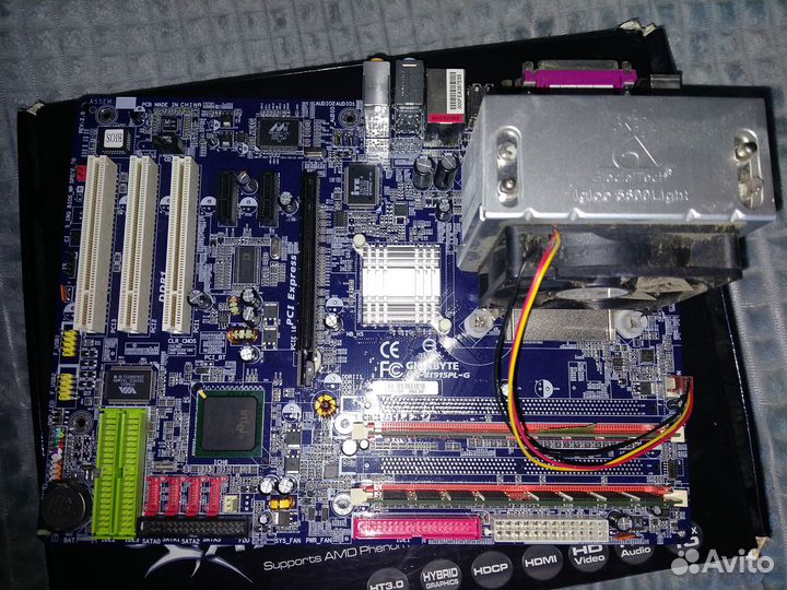 Gigabyte GA-8I915PL-G с процессором и озу