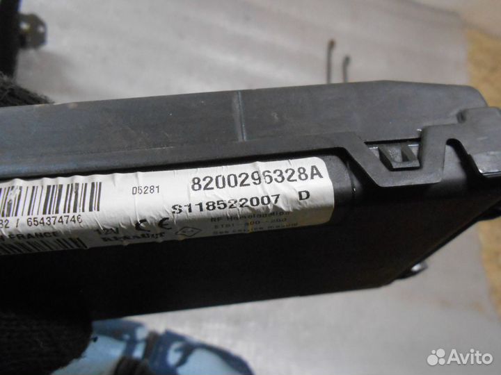 Блок комфорта Renault Logan Фаза 1 Фаза 2 Сандеро