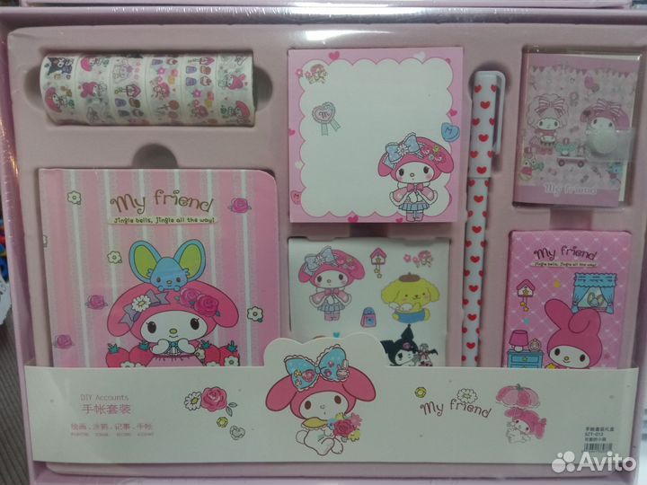 Новогодний подарочный набор Куроми, Мэлоди, Симо