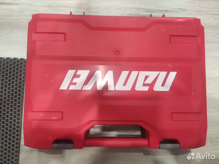 Шуруповерт 