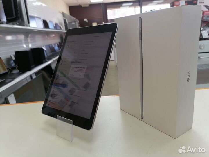 Планшет Apple iPad 6 2018 32GB